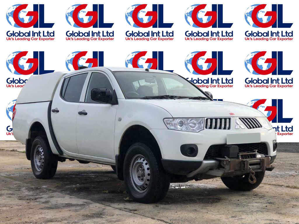 Mitsubishi l200 2011