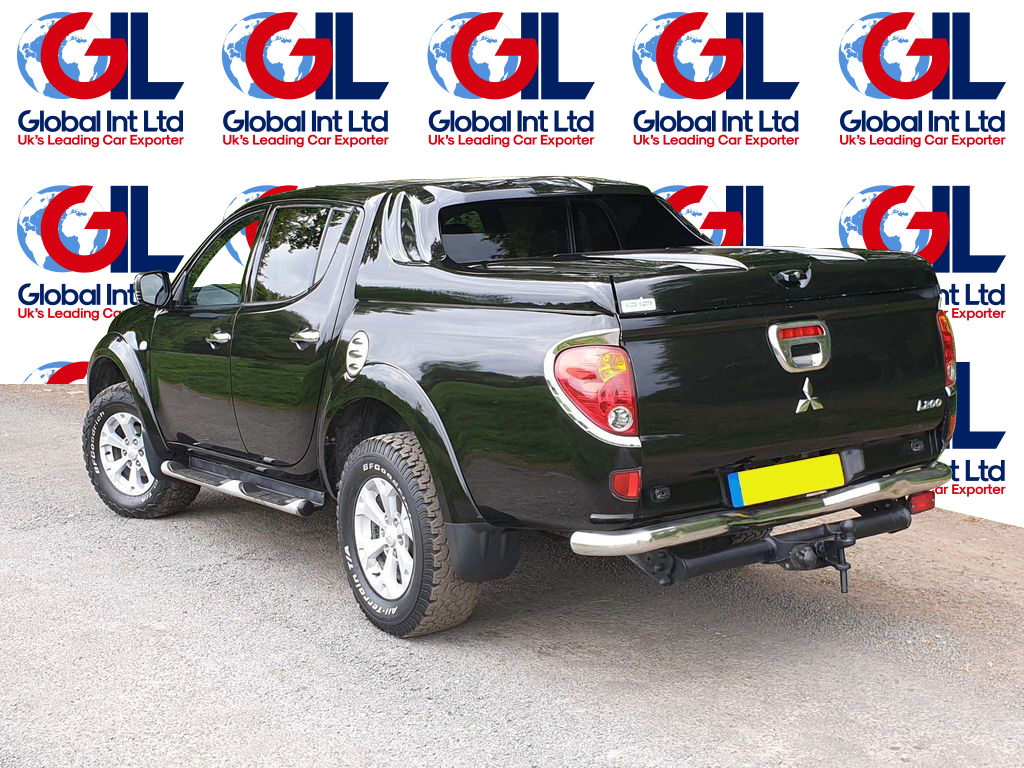 Mitsubishi l200 2013