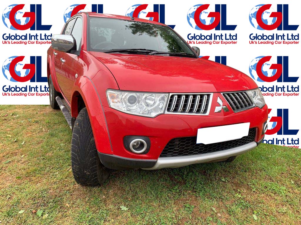 Mitsubishi l200 2013