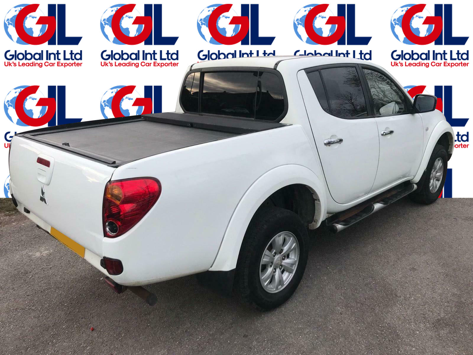 Mitsubishi l200 2013