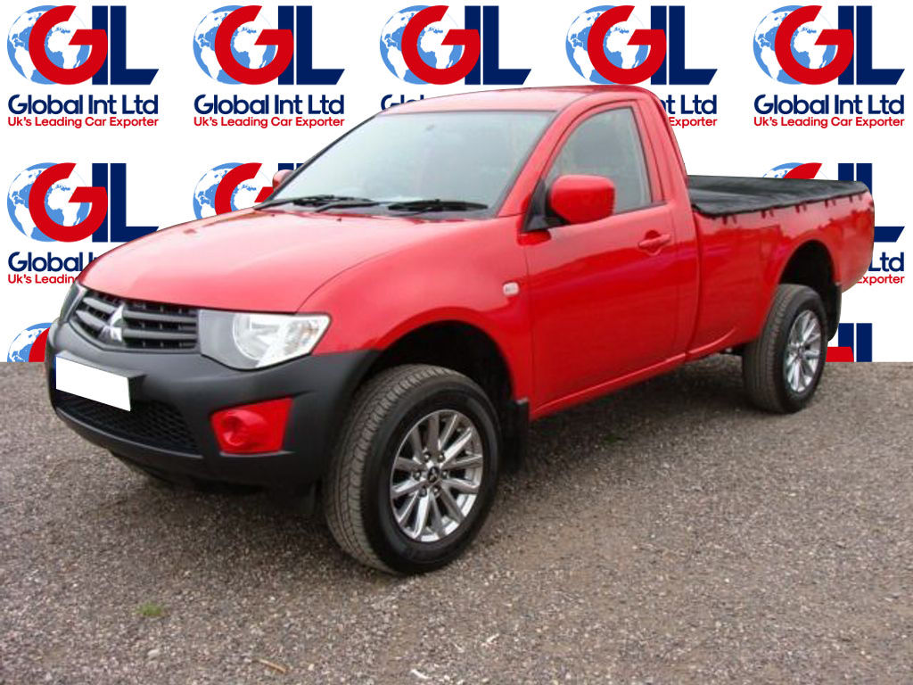 Mitsubishi l200 2013
