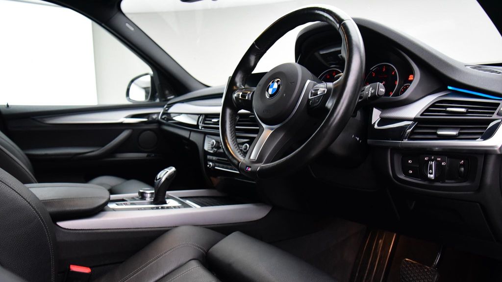 Bmw x5 интерьер