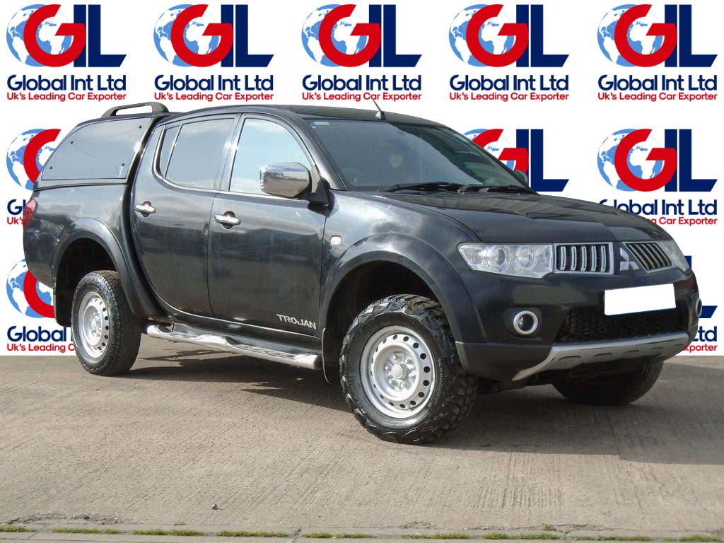 Mitsubishi l200 2013