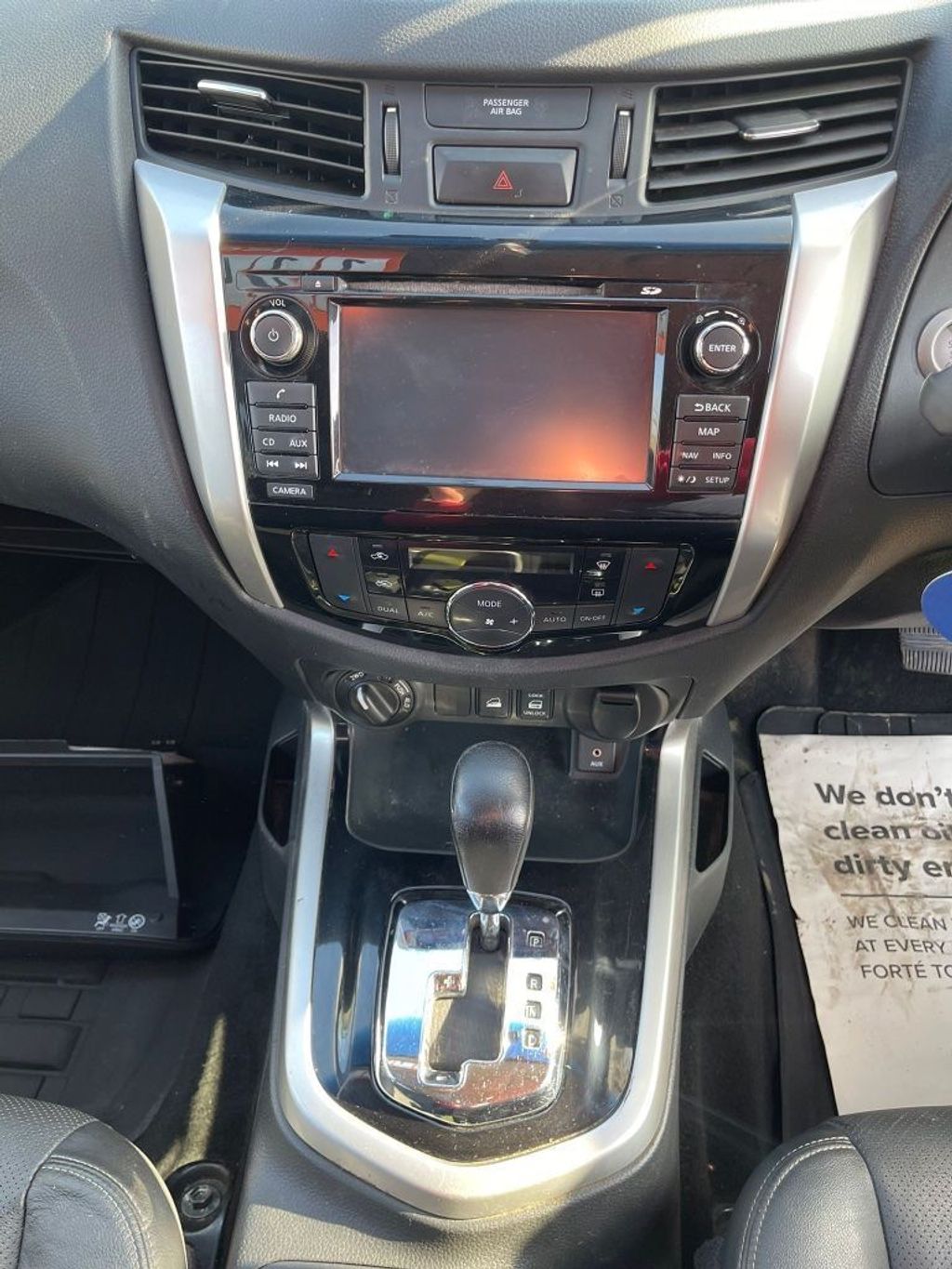 Nissan Navara 2018/0 - Global Int Ltd 